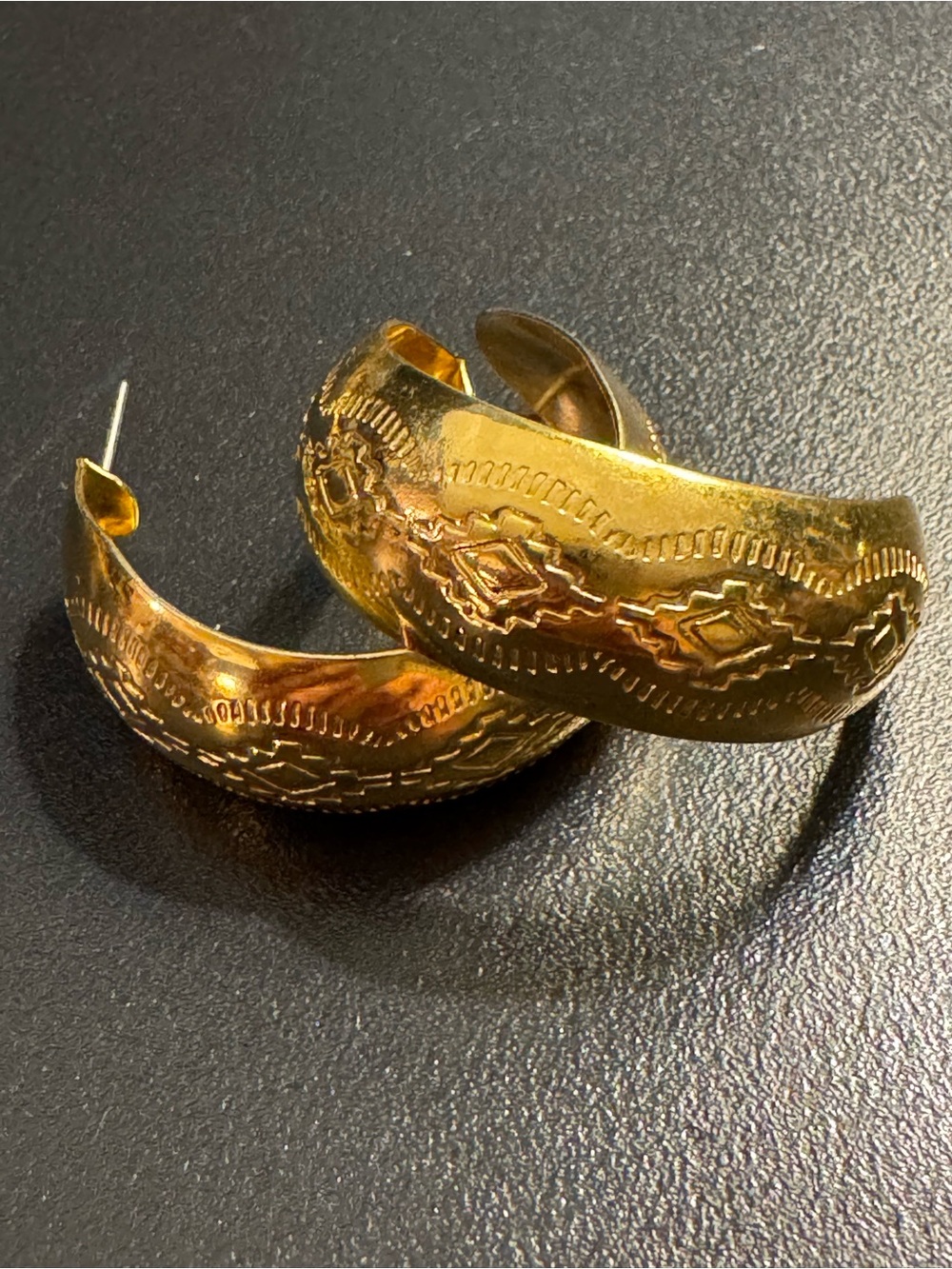 Vintage Gold Tone Chunky Hoop Earrings 1.75” Engraved Geometric Boho